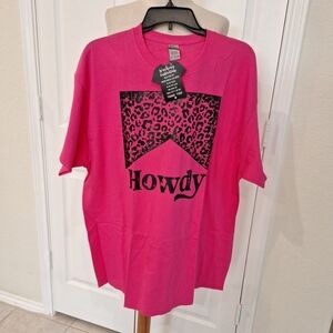 Gildan 100% Cotton Tee Pink Graphic T-Shirt HOWDY On Front